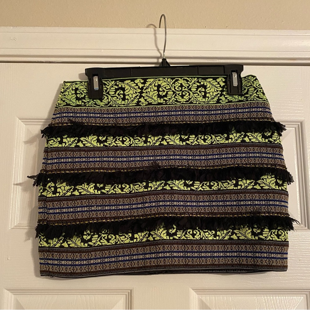 English Rose Women’s Mini Skirt. Size Medium. Very Unique!!!